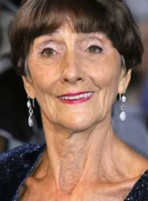 June Brown - 16 de fevereiro de 1927, 3 de abril de 2022