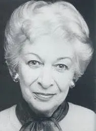 June Salter - 22 de junho de 1932, 15 de setembro de 2001