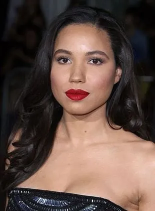Jurnee Smollett - Atriz, Produtor Executivo, 1 de outubro de 1986