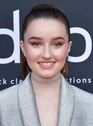 Kaitlyn Dever - Atriz, Produtor Executivo, 21 de dezembro de 1996