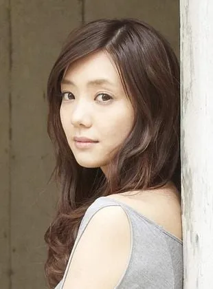 Kana Kurashina - 23 de outubro de 1987