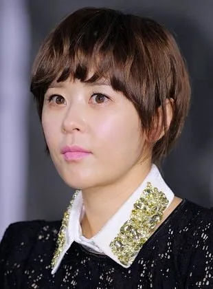 Kang-hee Choi - 5 de maio de 1977