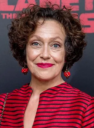 Karin Konoval - Atriz, 4 de junho de 1961