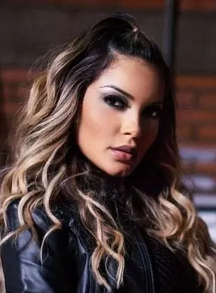 Karol Cândido - 6 de fevereiro de 1988