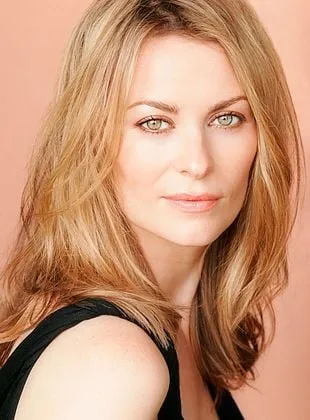 Kat Stewart - Atriz, Produtor Associado, 30 de novembro de 1972