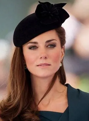 Kate Middleton - Atriz, 9 de janeiro de 1982