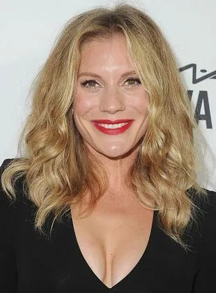 Katee Sackhoff - Atriz, Coprodutor, 8 de abril de 1980