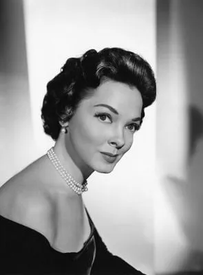 Kathryn Grayson - 9 de fevereiro de 1922, 17 de fevereiro de 2010