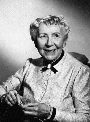 Katie Johnson - 18 de novembro de 1878, 4 de maio de 1957