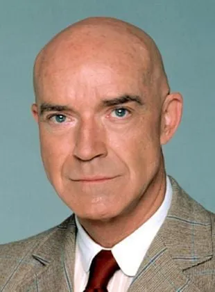 Keene Curtis - Ator, 15 de fevereiro de 1923, 13 de outubro de 2002