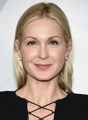 Kelly Rutherford - Atriz, 6 de novembro de 1968