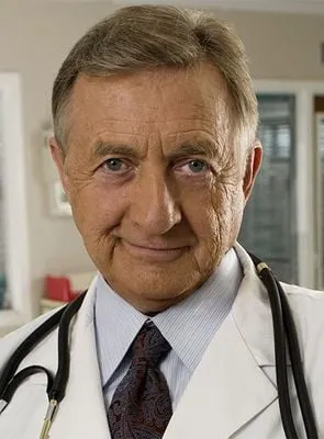 Ken Jenkins - Ator, 28 de agosto de 1940