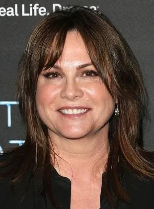 Kerry Ehrin - Roteirista, Produtor Executivo, Produtora, 8 de outubro de 1960