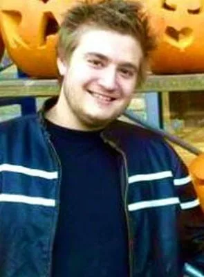 Kevin Alexander Clark - 3 de dezembro de 1988, 26 de maio de 2021