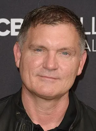 Kevin Williamson - Roteirista, Produtor Executivo, Criador, 14 de março de 1965