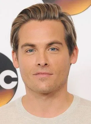 Kevin Zegers - Ator, 19 de setembro de 1984