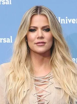 Khloe Kardashian - Atriz, 27 de julho de 1984
