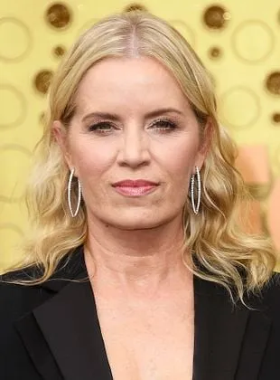 Kim Dickens - Atriz, 18 de junho de 1965