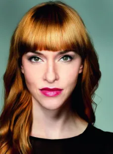 Kim Riedle - Atriz, 15 de janeiro de 1982