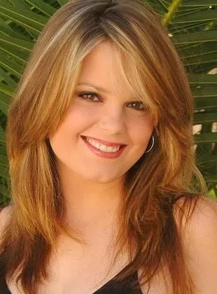 Kimberly J. Brown - Atriz, 16 de novembro de 1984