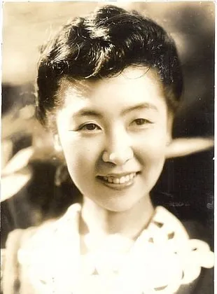 Kinuyo Tanaka - 28 de novembro de 1910, 21 de março de 1977