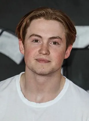 Kit Connor - Ator, 8 de março de 2004