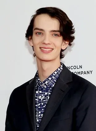 Kodi Smit-McPhee - Ator, 13 de junho de 1996