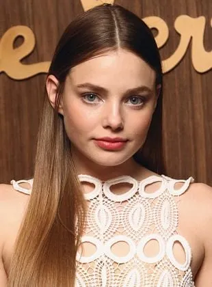 Kristine Frøseth - Atriz, 21 de setembro de 1996