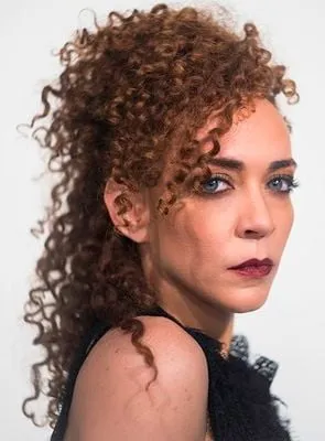 Laila Garin - Atriz, 17 de fevereiro de 1978