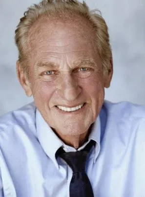 Lance LeGault - Ator, 2 de maio de 1935, 10 de setembro de 2012