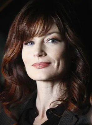 Laura Leighton - Atriz, 24 de julho de 1968