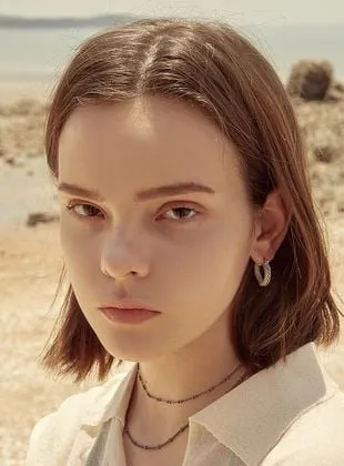 Laurel Marsden - 4 de outubro de 2001