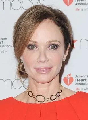 Lauren Holly - Atriz, Produtor Executivo, 28 de outubro de 1963