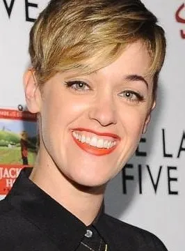 Lauren Morelli - Roteirista, Diretora, Produtor Executivo, 22 de julho de 1982