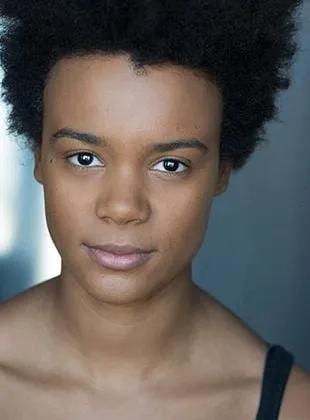 Leah Harvey - Atriz, 21 de julho de 1995