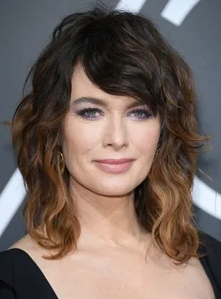 Lena Headey - Atriz, Produtor Executivo, 3 de outubro de 1973