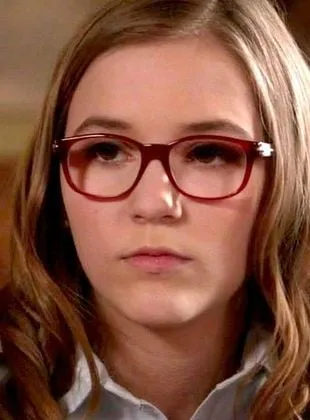 Lennon Stella - Atriz, 13 de agosto de 1999