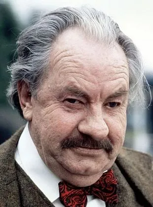 Leo McKern - Ator, 16 de março de 1920, 23 de julho de 2002
