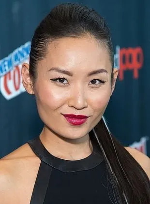 Li Jun Li - Atriz, 6 de novembro de 1983