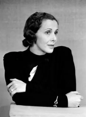 Lilly Darvas - 10 de abril de 1902, 23 de julho de 1974