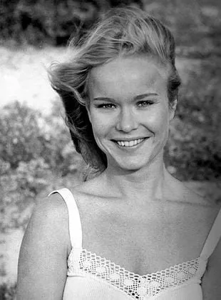 Linda Haynes - 4 de novembro de 1947, 17 de julho de 2023