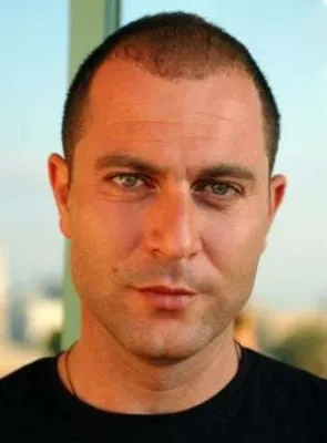 Lior Raz - Roteirista, Ator, Criador, 24 de novembro de 1971