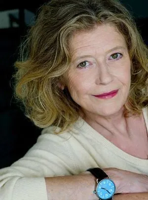 Lisa Kreuzer - Atriz, 2 de dezembro de 1945