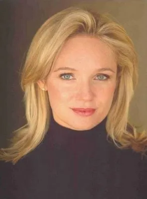 Lisa Langlois - Atriz, 15 de março de 1959