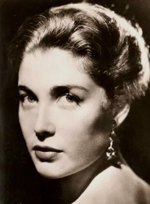 Lise Bourdin - 30 de novembro de 1925