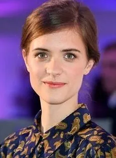 Liv Lisa Fries - Atriz, 31 de outubro de 1990