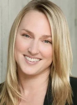 Liz Tigelaar - Roteirista, Criador, Produtor Executivo, 4 de outubro de 1975