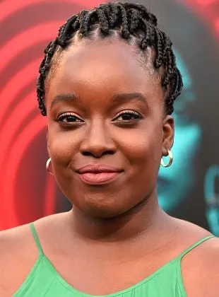 Lolly Adefope - Atriz, 14 de setembro de 1990
