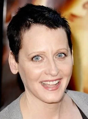 Lori Petty - Atriz, Diretora, Roteirista, 14 de outubro de 1963
