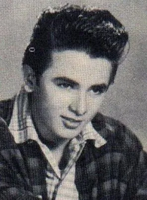 Lou Salvador Jr. - 4 de dezembro de 1941, 19 de abril de 2008